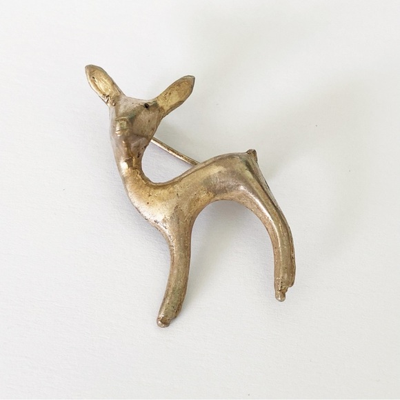 Vintage Jewelry - Vintage sterling silver deer brooch pin